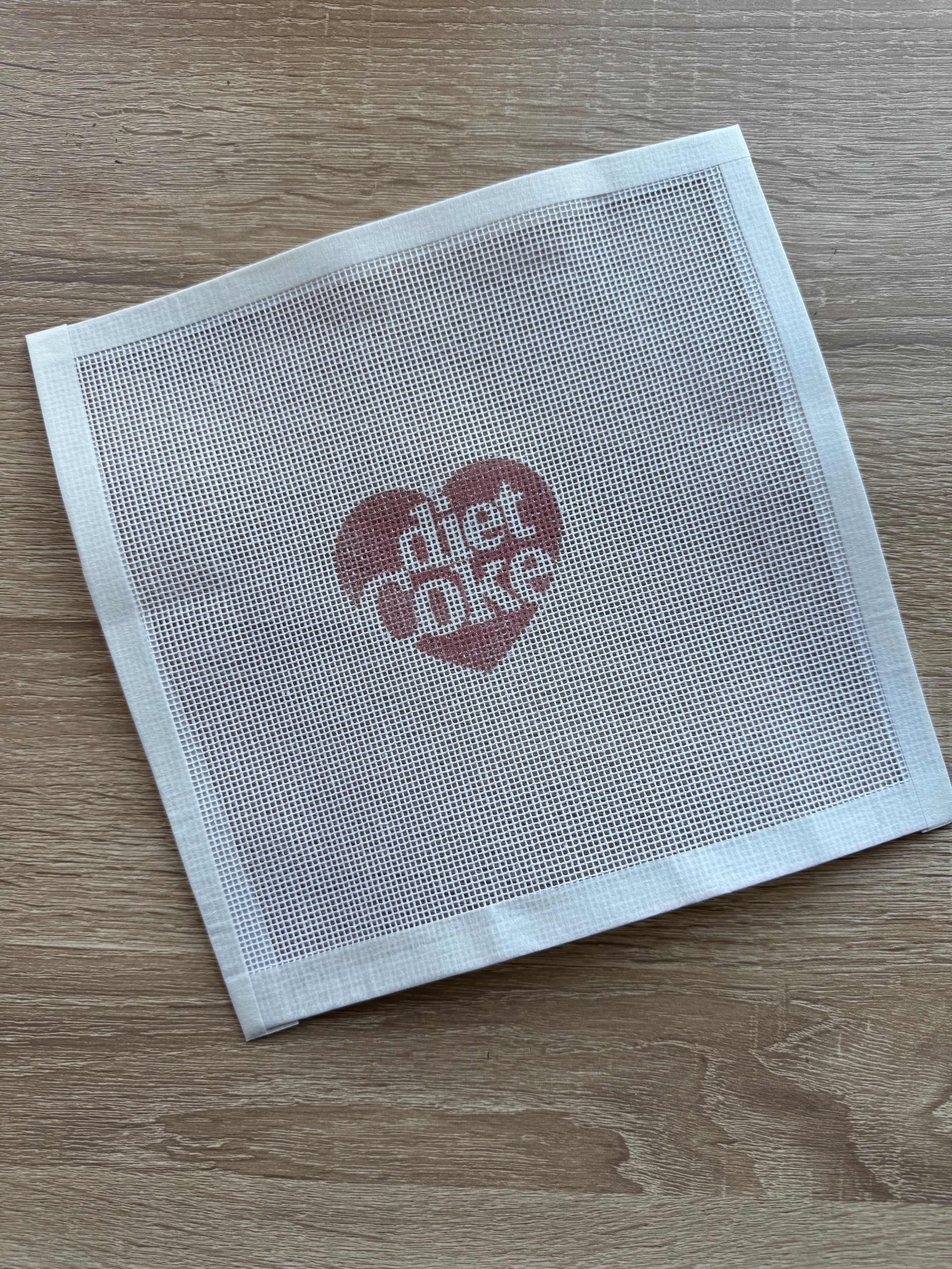 DC Heart - 13 Mesh Needlepoint Canvas